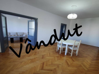 Vanzare apartament 2 camere Eminescu Romana