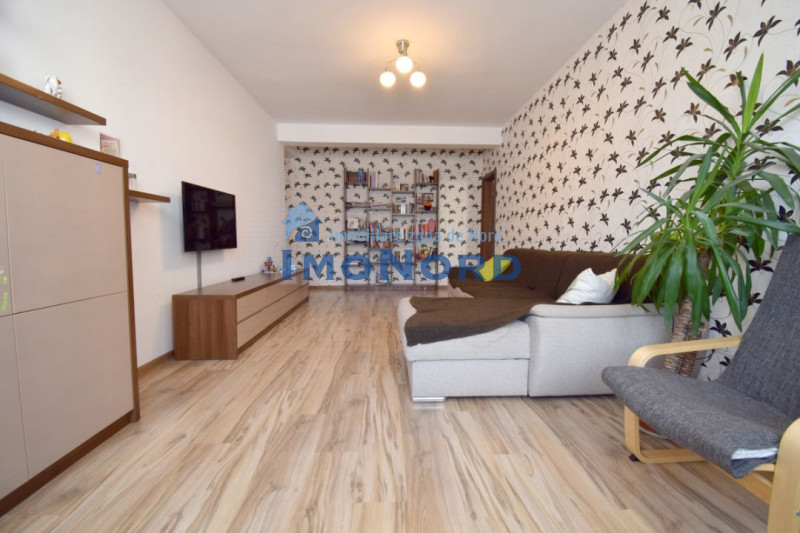 Apartament 3 Camere mobilat 80mp etajul 2