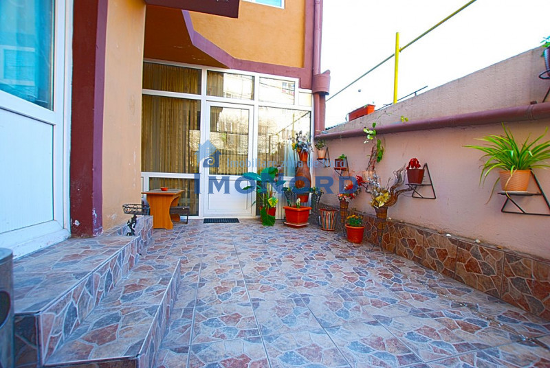 GARA - VILA P+1E+M - 7 CAMERE - CONSTR. 2000