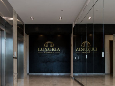 Garsoniera de lux, Luxuria Residence