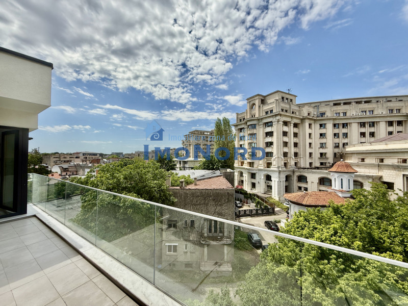 Unirii, apartament cu priveliste catre Sud-Vest, gata de mutat
