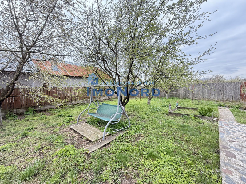 Snagov Izvorani casa locuibila cu livada de pomi fructiferi