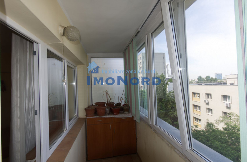 Apartament 3 camere de vânzare vedere spate – Bulevardul Tei | necesita renovare