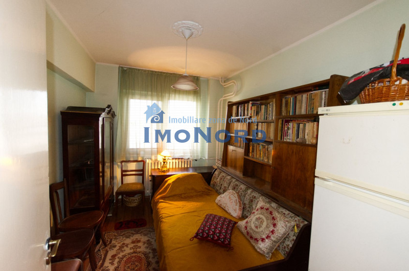 Apartament 3 camere de vânzare vedere spate – Bulevardul Tei | necesita renovare