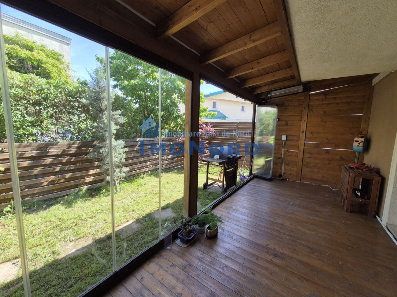 Casa 4 camere de vanzare în Cosmopolis 