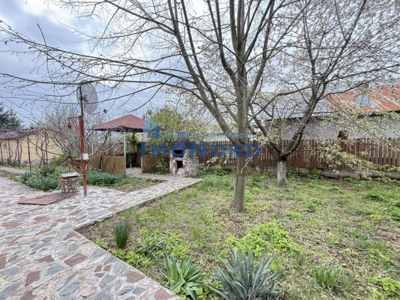 Snagov Izvorani casa locuibila cu livada de pomi fructiferi