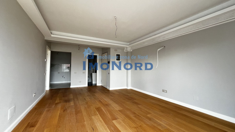 Unirii, apartament cu terasa spre SUD, gata de mutat
