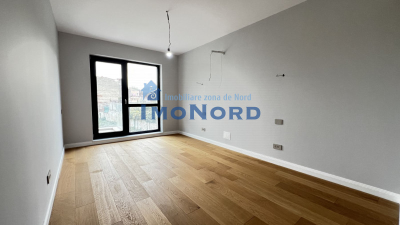 Unirii, apartament cu terasa spre SUD, gata de mutat