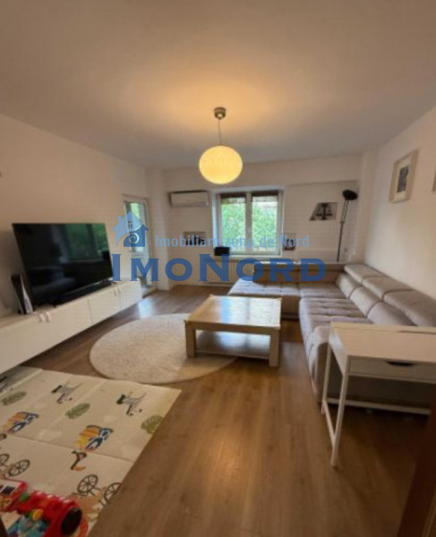 Vânzare apartament de 3 camere Piața Unirii
