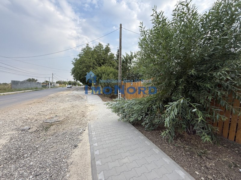 Casa cu teren, tripla deschidere strada Tunari-Dimieni 