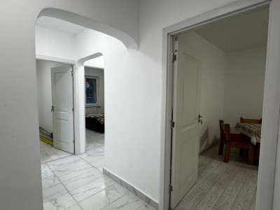 Vânzare apartament de 3 camere Gorjului- Apusului