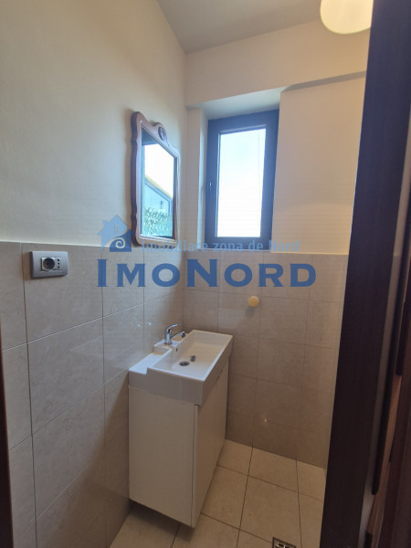 Un penthouse pe doua niveluri – spațiu, lumina și liniște