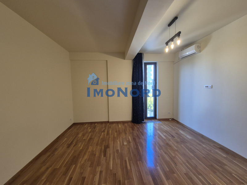 Stefan cel Mare penthouse pe doua niveluri, 3 camere 