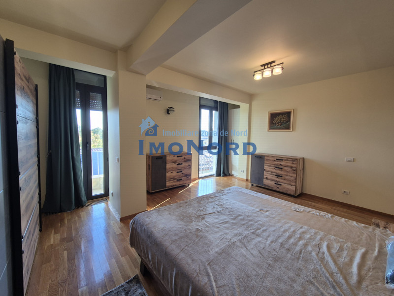 Stefan cel Mare penthouse pe doua niveluri, 3 camere 