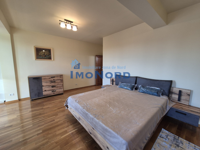 Stefan cel Mare penthouse pe doua niveluri, 3 camere 