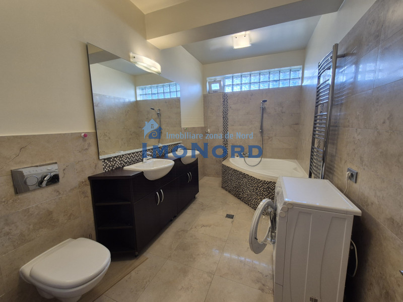 Stefan cel Mare penthouse pe doua niveluri, 3 camere 