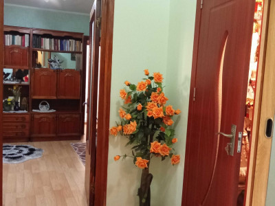 Vânzare apartament de 4 camere Apărătorii Patriei - Spitalul Bagdasar 