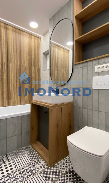 Vânzare apartament de 3 camere Tineretului