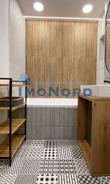 Vânzare apartament de 3 camere Tineretului