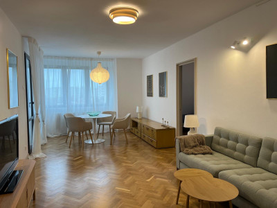 Închiriere apartament de 3 camere Vatra Luminoasa-Scoala 49
