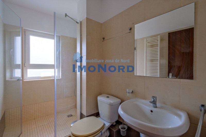 Apartament spațios 3 camere, 3bai, 2 locuri de parcare incluse