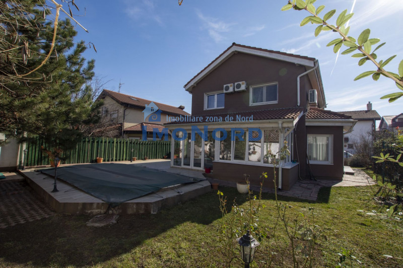 Vilă individuală cu piscină de închiriat în ansamblu rezidențial zona OMVD