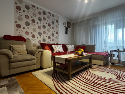 Vânzare apartament de 2 camere Piața Muncii