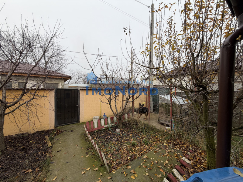 Casă individuală de vânzare în Tărtășești – curte mare 500 mp, zonă verde 