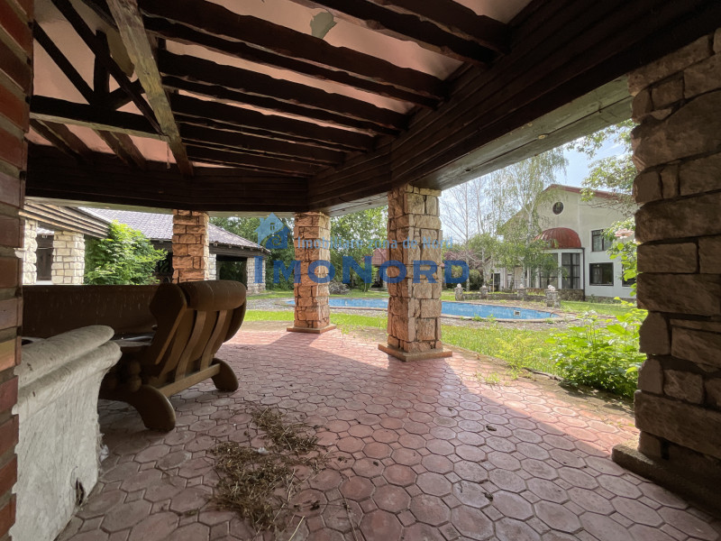 Vilă  cu Vedere si acces  la Lac Snaov–  visul tău din Izvorani