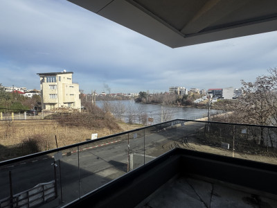 Vânzare apartament de 3 camere Pipera- vedere lac