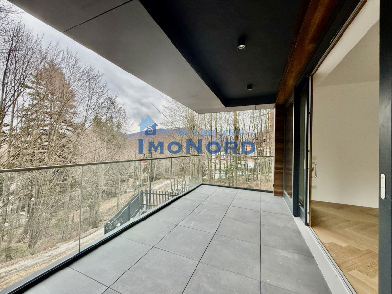 Apartament la parter în Foresti Sinaia – Elegant. Spațios. În inima naturii