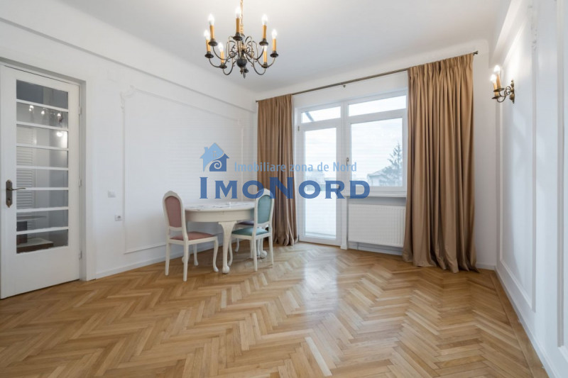 VAND APARTAMENT TREI CAMERE MAGNIFICE, SUPERB! APROAPE DE ORICE