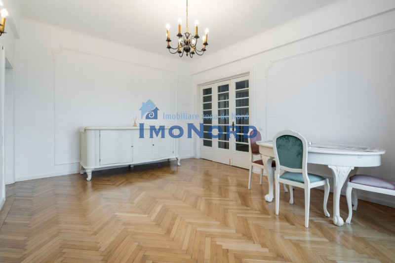 VAND APARTAMENT TREI CAMERE MAGNIFICE, SUPERB! APROAPE DE ORICE