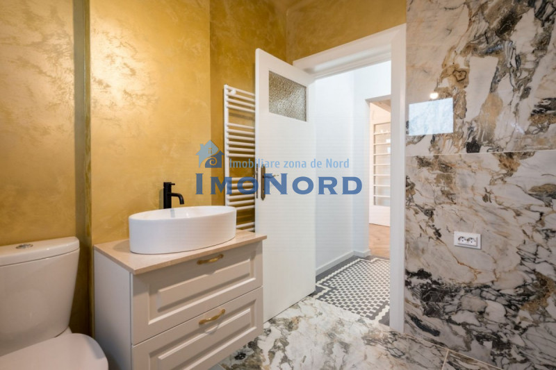 VAND APARTAMENT TREI CAMERE MAGNIFICE, SUPERB! APROAPE DE ORICE