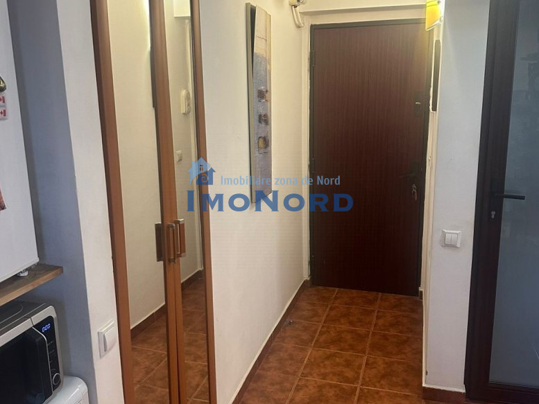 UNIVERSITATE | metrou