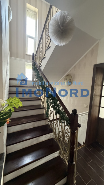 Vilă de închiriat în Tărtășești – spațiu generos pentru firmă, birouri , cazare