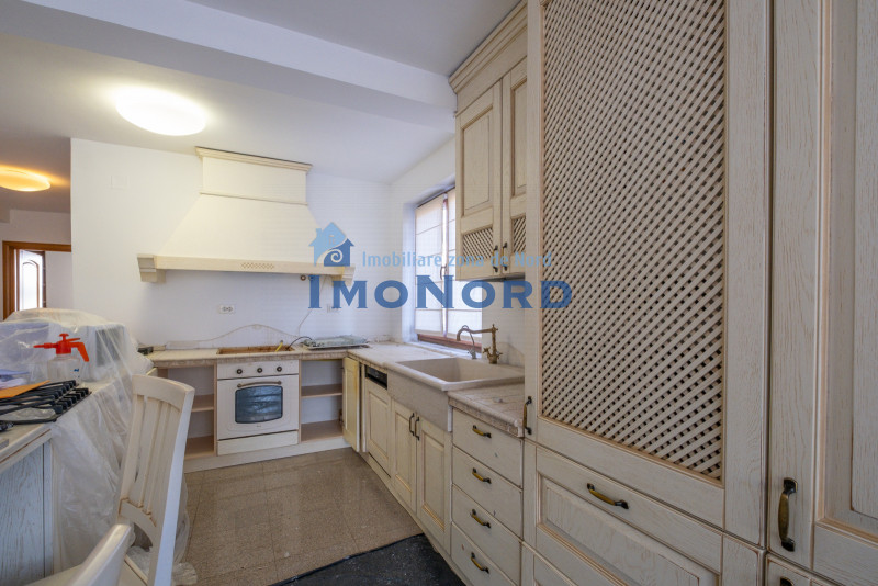 VILA DE LUX - DN1 - Liceul Francez