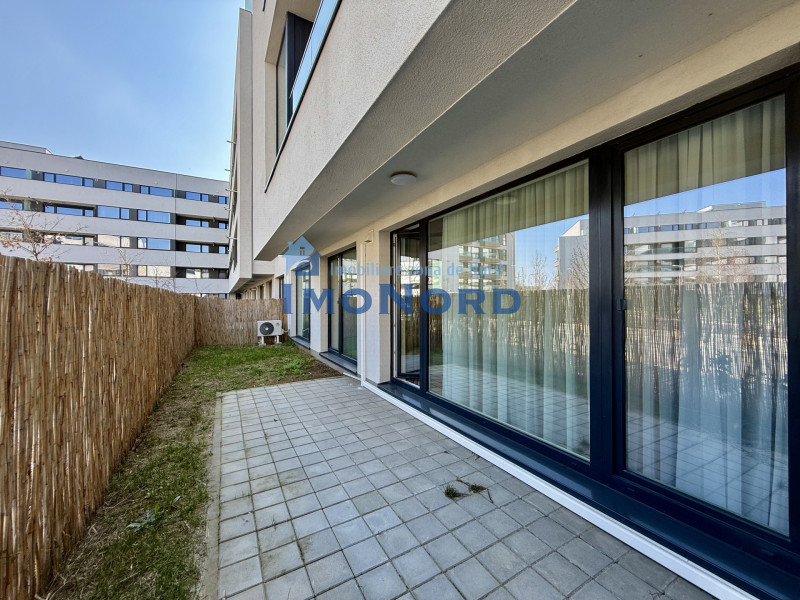 Apartament cu piscina si gradina proprie, nou, la prima inchiriere