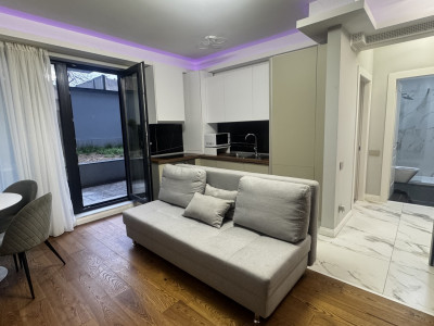 Închiriere apartament de 2 camere cu grădină Unirii