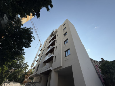 Dacia-Mosilor 3 camere, gradina proprie
