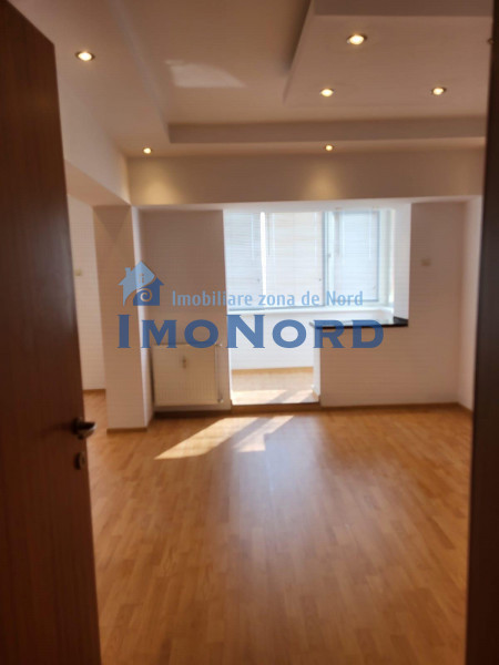 Vânzare duplex 4 camere Bulevardul Decebal