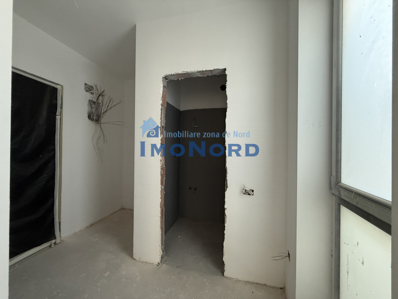 Centrul Capitalei, apartament cu 2 bai, etaj superior !