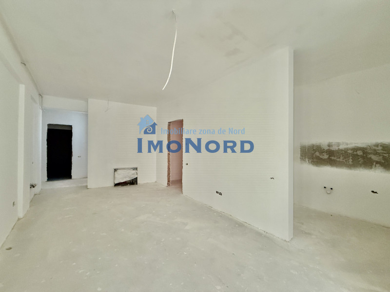 Ultracentral,  2 camere cu 2 bai, priveliste si soare !