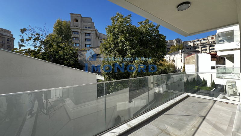 Unirii, 4 camere cu  2 parcari