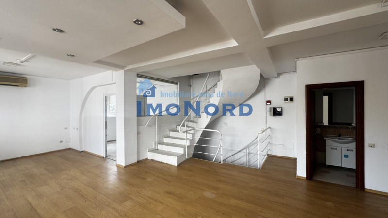 Vânzare vila 12 camere Sisești