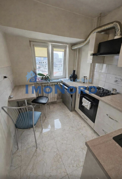 Vânzare apartament de 3 camere Piața Alba-Iulia Unirii