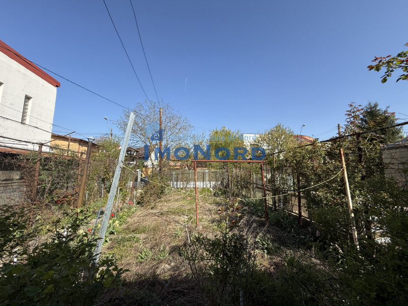 Casa demolabila/renovabila langa Lacul Grivita 