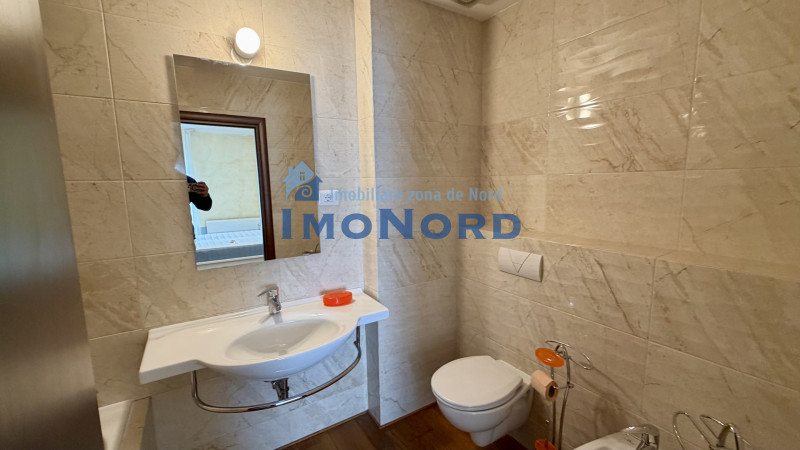 Apartament 3 camere de vanzare Baneasa - Sisesti loc parcare  suprateran