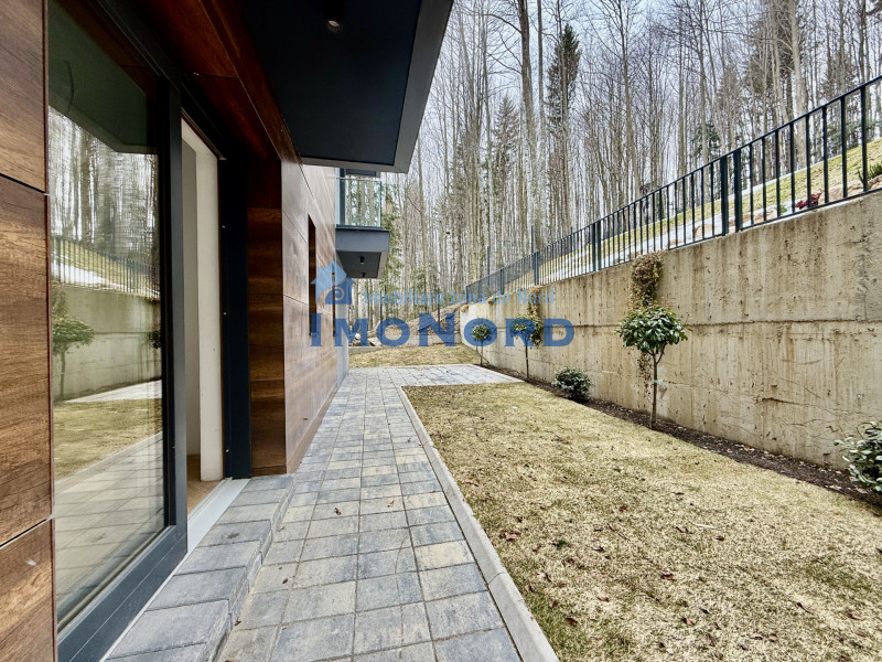 Apartament la parter cu gradina proprie, în Foresti Sinaia. În inima naturii