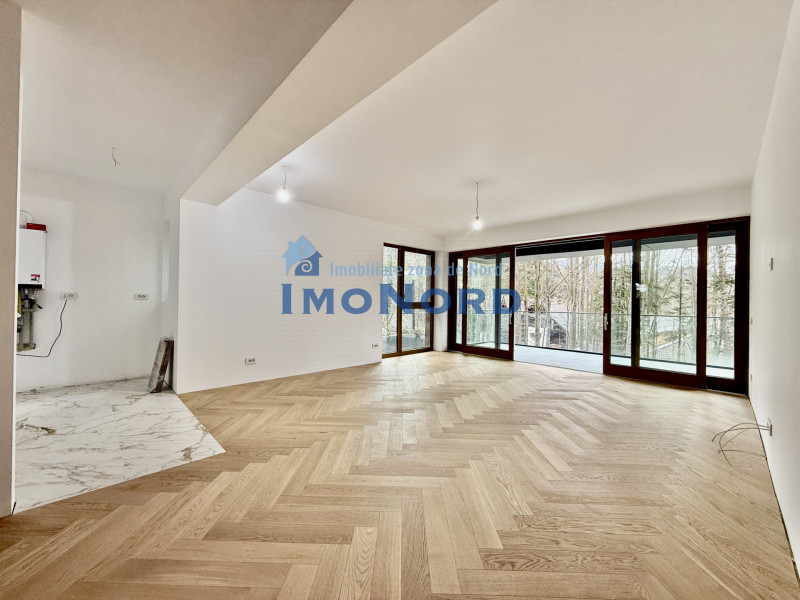 Apartament la parter cu gradina privata,  în Foresti Sinaia 